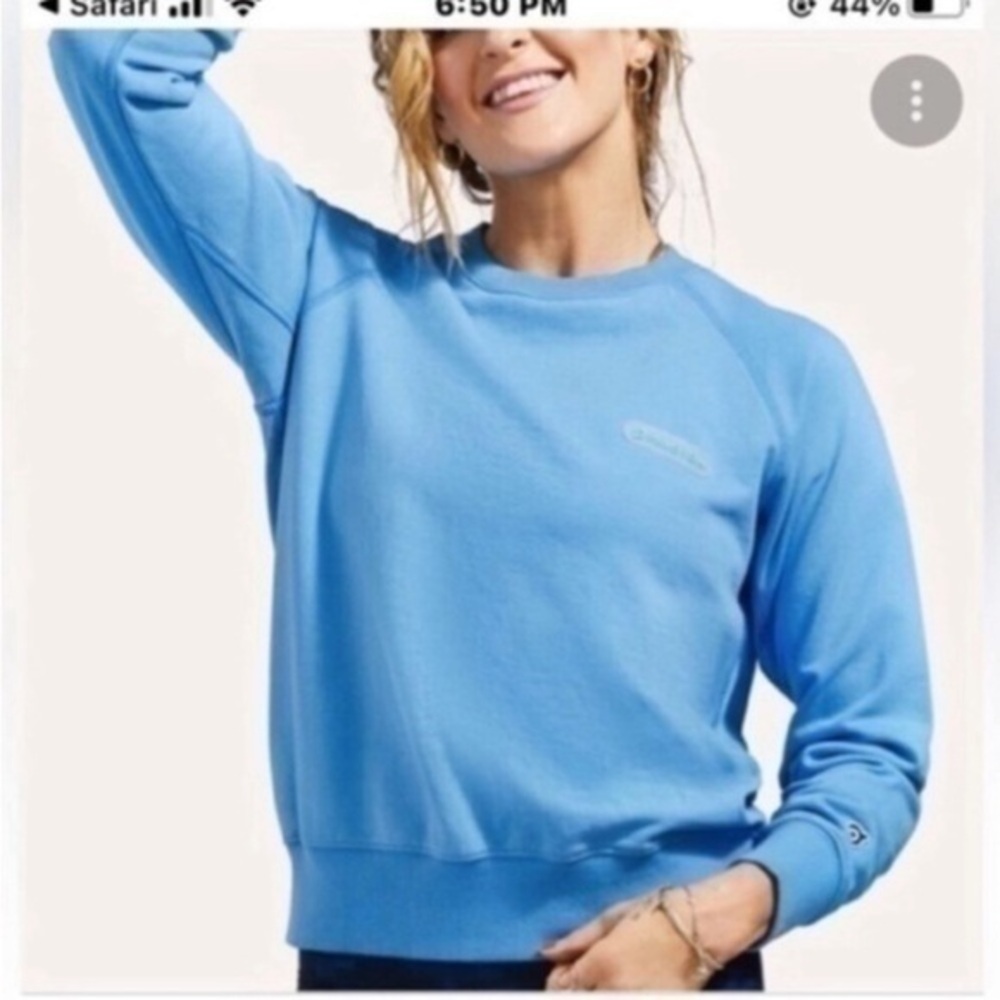 Peloton Sweatshirt Classic Crewneck in Robin Egg Blue